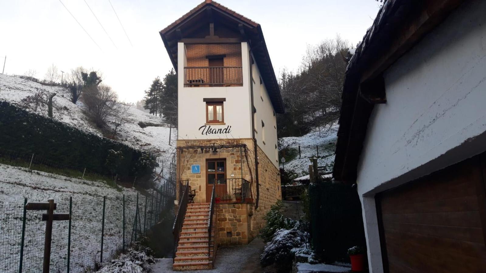 Albergue Usandi Auto Check-In Ziortza-Bolibar ภายนอก รูปภาพ